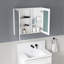 Armoire à pharmacie pour salle de bain à bords biseautés H 30 po x l 26 po, miroir haute définition, bois d'ingénierie blanc, charnières à fermeture en douceur et compartiment de rangement