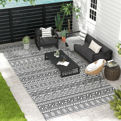 Ranck Outsunny Reversible Outdoor Rug, 8' x 10' Waterproof Plastic Straw Floor Mat, Portable RV Camping Carpet, Large Floor Mat for Backyard, Deck, Picnic, Beach, Gray & Cream White Boho