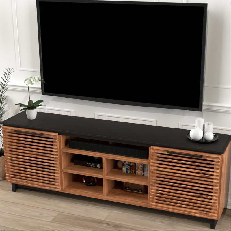 Meuble télé contemporain, sans assemblage requis, pour téléviseurs de 95 po, bourbon, peuplier et 6 tablettes fixes, système de gestion des câbles, 2 portes, conception scandinave, pouvant accueillir un meuble télé