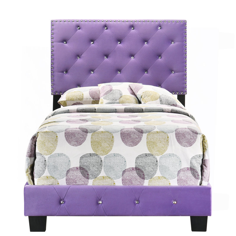 Charmant lit simple mauve pour des espaces élégants