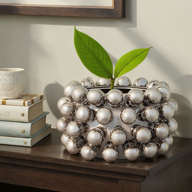 Pot de fleurs en grès avec boules
