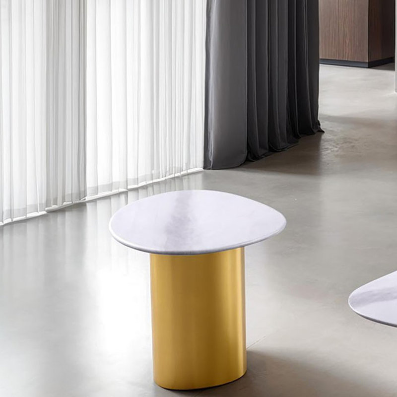 Ensemble de 3 tables basses contemporaines, 1 table basse et 2 tables de bout