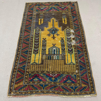 Vintage Turkish Prayer Rug in Yellow - Modern Minimalist Wool Accent Gift Rug