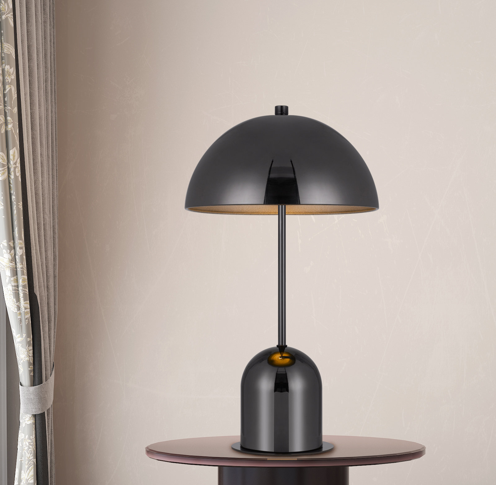 Saed Desk Lamp, Black