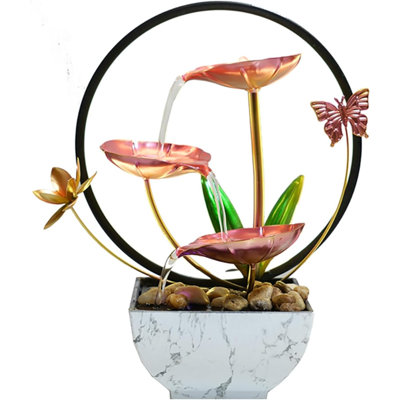 Décoration de fontaine de table d'intérieur pour la Saint-Valentin rose