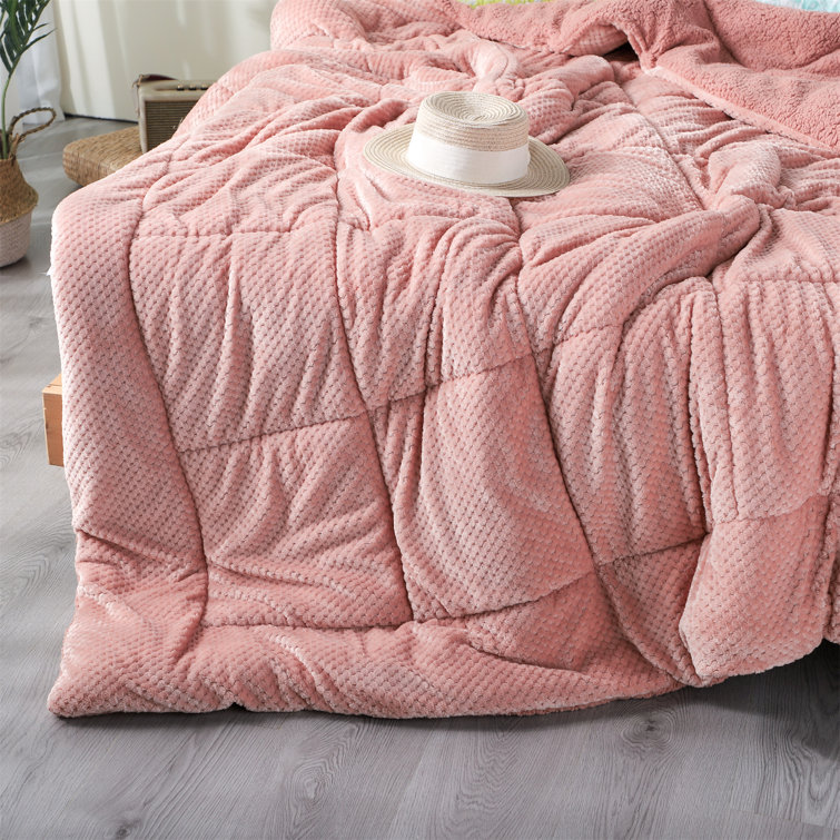 DOMDEC Luxury Flannel Fleece Comforter Plush Sherpa Back - Machine
