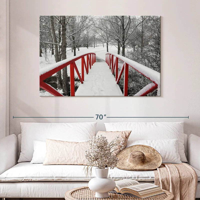Passerelle rouge enneigée, H 32 po x l 48 po