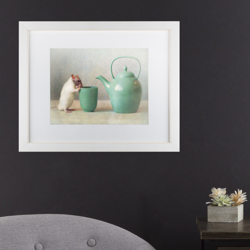 « the théière », reproduction de photo, H 11 po x l 14 po x P 0,5 po, Cadre blanc, Blanc