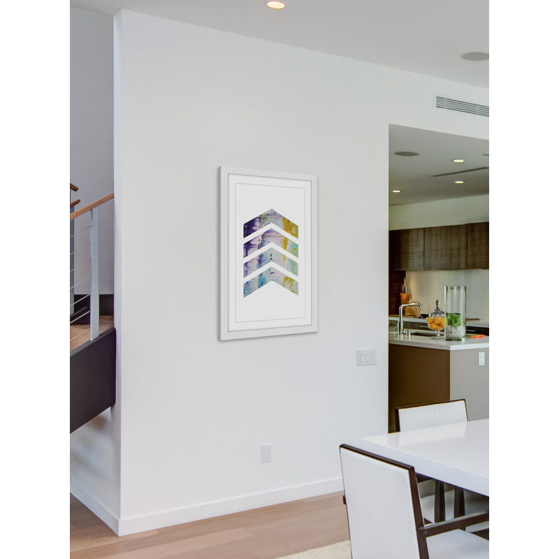 «Arrow up» par Diana Alcala - impression encadrée sur papier, H 36 po x l 24 po x P 1,5 po