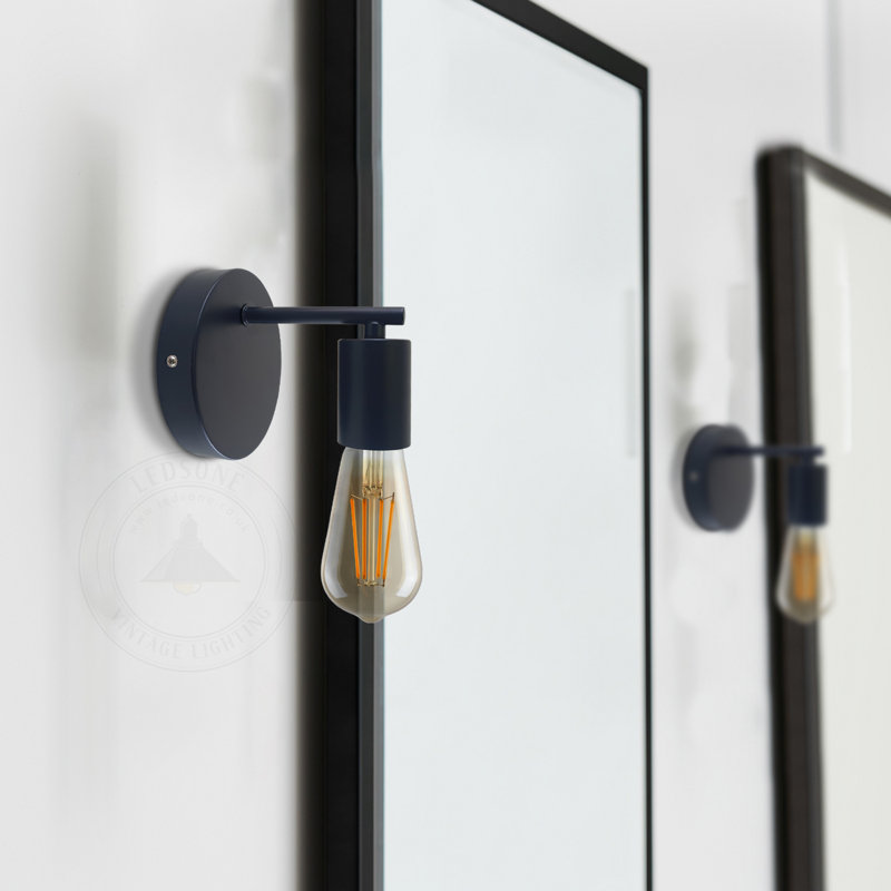 Moberly Armed Sconce, Black