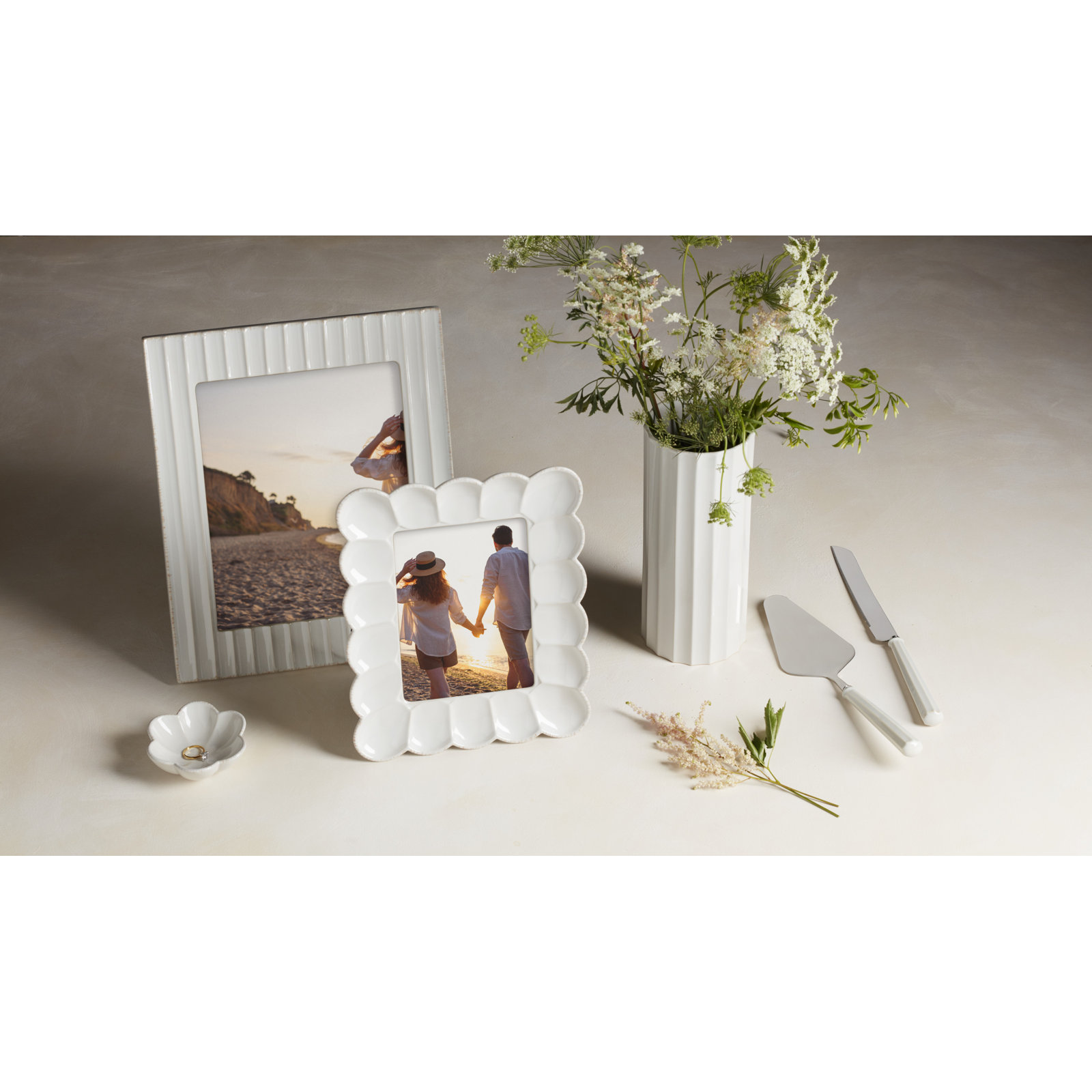 French Perle Giftware Scallop 5X7 Frame, 5" W x 7" H