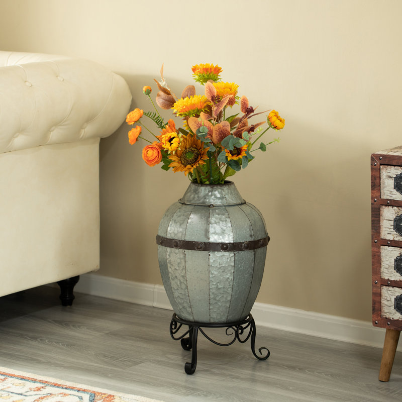 Arali Metal Pot Planter