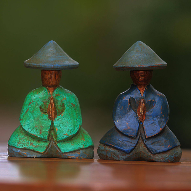 Figurine Novica