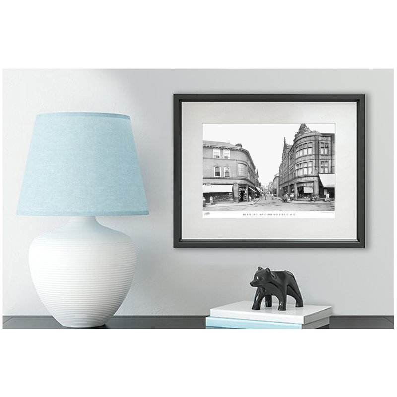 Hertford, Maidenhead Street 1922 by Francis Frith - Single Picture Frame Print, 28cm H x 36cm W x 2.3cm D