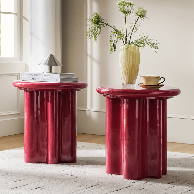 Table de bout Messapian, Rouge