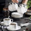 Tasse à café en céramique \/ porcelaine