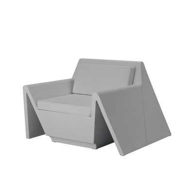 Rest - Resin Lounge Chair - Basic