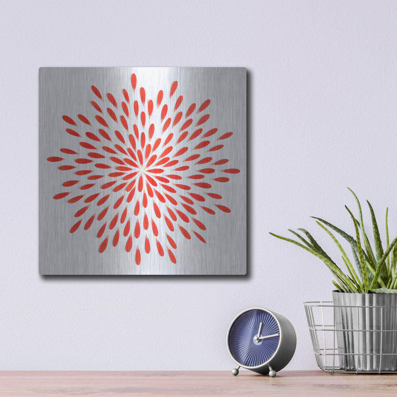 «Red Petals 01» par Tom Quartermaine, Wrought Studio ™, art mural en métal, H 12 po x l 12 po