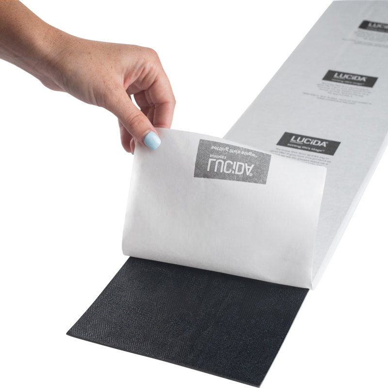 Plancher de vinyle à peler et coller BaseCore 12 mil x l 6 po x L 36 po, Fumée