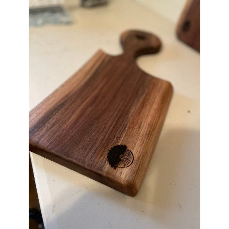 Planche à découper en bois de noyer