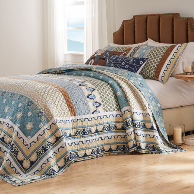 Greenland Home Fashions Thalia Blue Bohemian Medallion Floral Patchwork 3-Piece King Size Bedspread Set 120"x118" with 2 King Shams