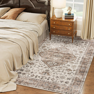 Tapis à motif complexe An An