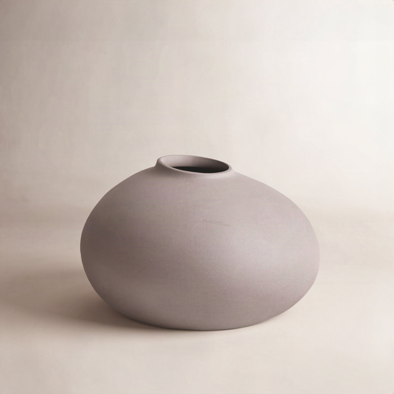 NONA Porcelain Table Vase