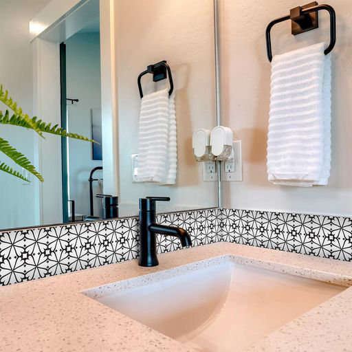 Transform Your Space with Stylish and Easy-to-Install Floor Tiles Model, 12 po x 12 po