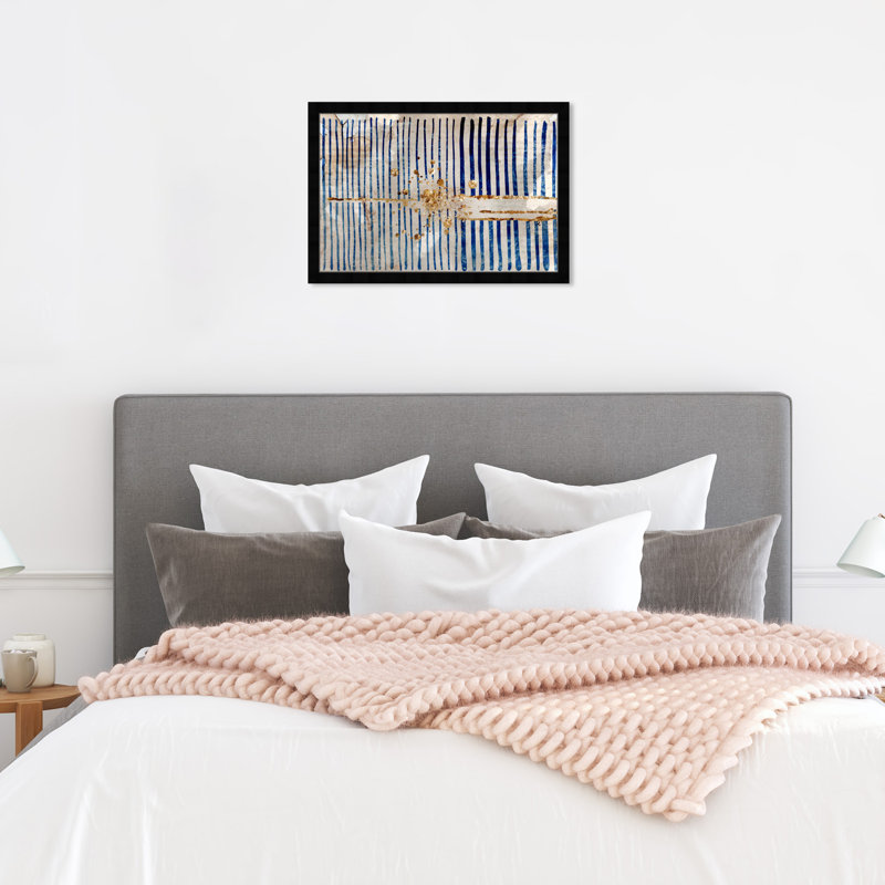 «Blue and Gold Abstract Lines» par Oliver Gal - reproduction imprimée, L 26 po x H 18 po, Noir