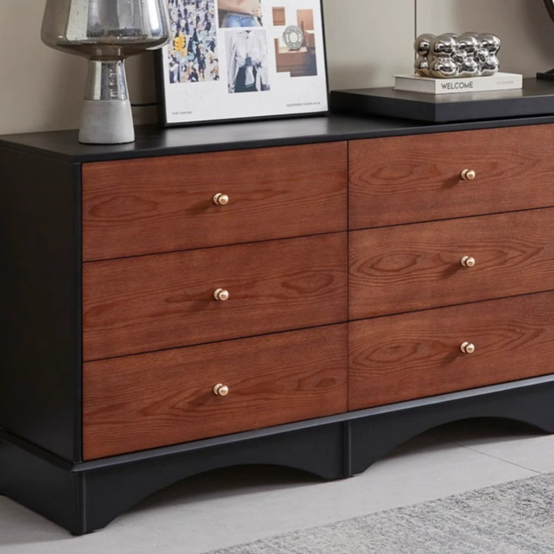 Commode rétractable de chambre à coucher de style rétro