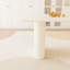 Table de salle à manger de 63 po de style crème avec 6 chaises en polyuréthane, plateau de table luxueux, coussins incurvés confortables, teinture moderne et pratique, soutien du dos ergonomique
