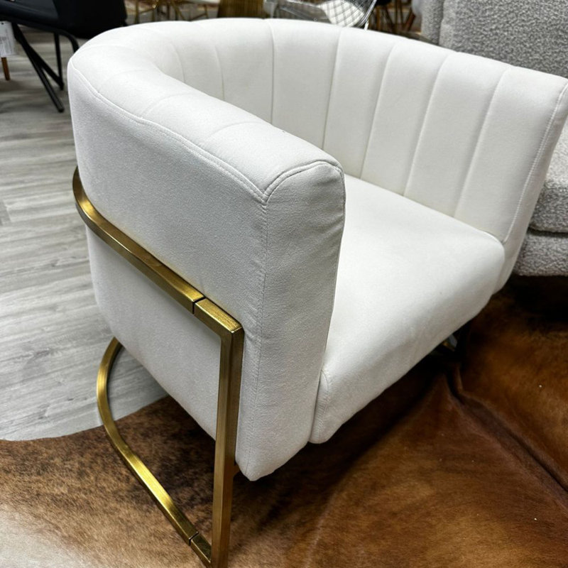 Fauteuil demi-tonneau Sammie