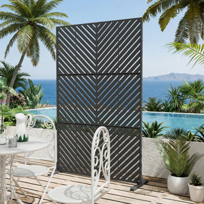 Moderne L 47 po x l 16 po x H 72 po en acier galvanisé noir intimité creusée galvanisée (1 paquet)