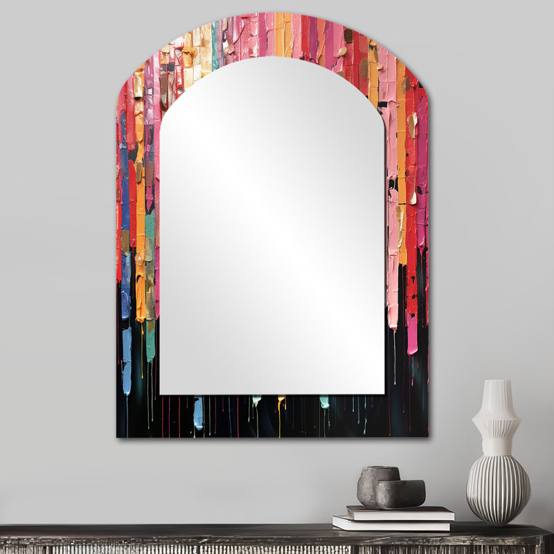 Grand miroir mural arqué rose sur métal Fusion IV, 34 po x 25 po