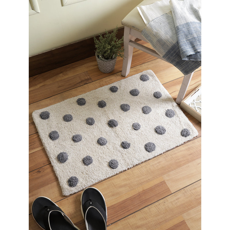 Kyosuke Non-Slip Bath Mat
