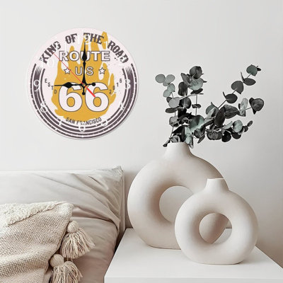 Horloge murale en bois 10 po, mouvement silencieux, à piles (piles AA non incluses), décor artistique, parfait pour les décorations