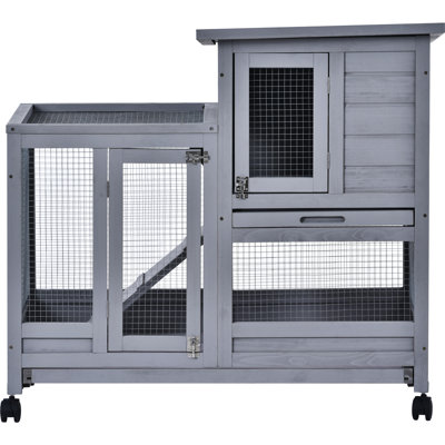 Linneus Weather Resistant Rabbit Hutch
