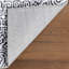 Tapis lavable en machine Bungalow Rose Reya SplashGuard-678982974