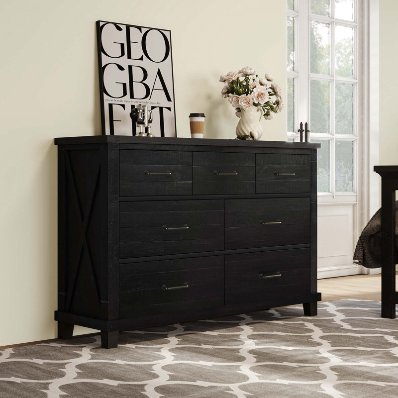 Commode en bois massif à 7 tiroirs Addisynn, Noir