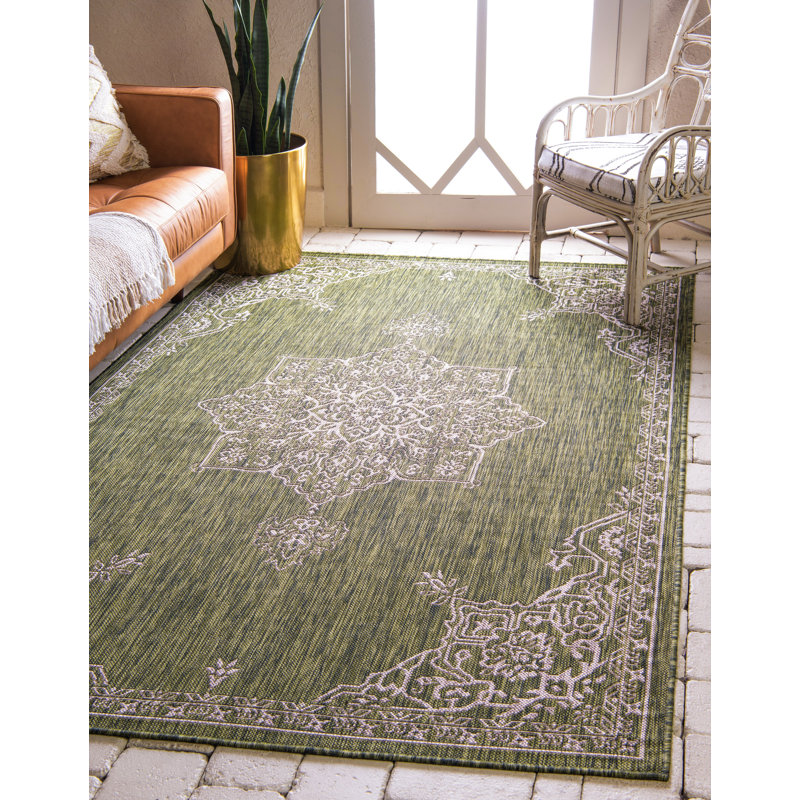 Crabill Oriental Indoor / Outdoor Rug, Rectangle 7'1" x 10'