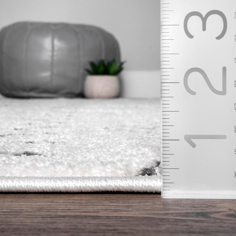 Tapis géométrique noir/blanc cassé Stanger, Rectangle l 5 pi 3 po x L 7 pi 6 po