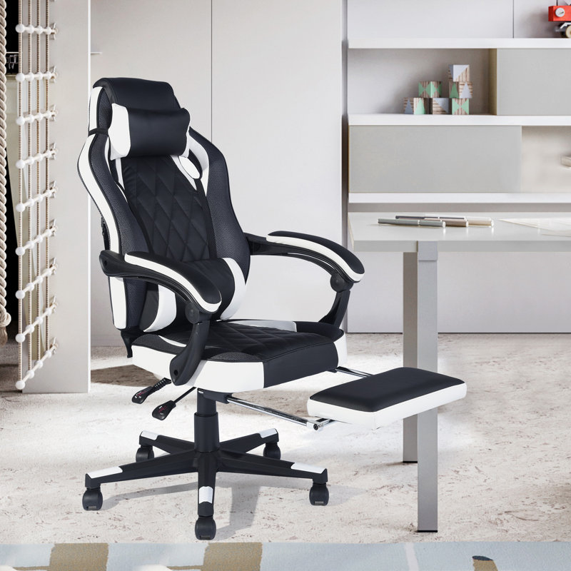 Aahana PC & Racing, Black/White