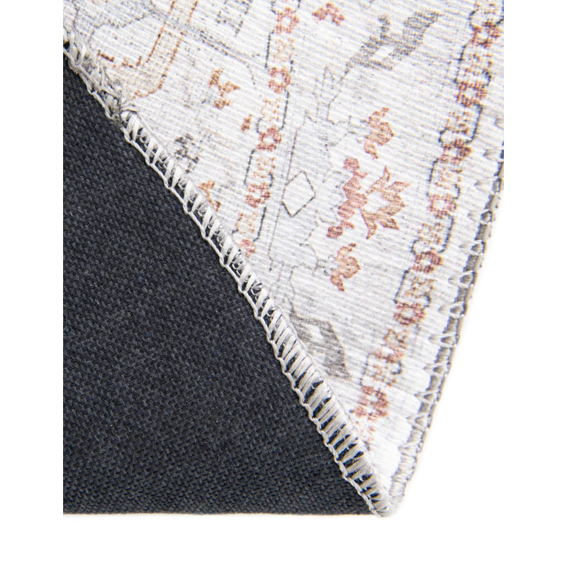 Lurene Performance Chenille Floral Indoor Rug, Round 2' x 2'