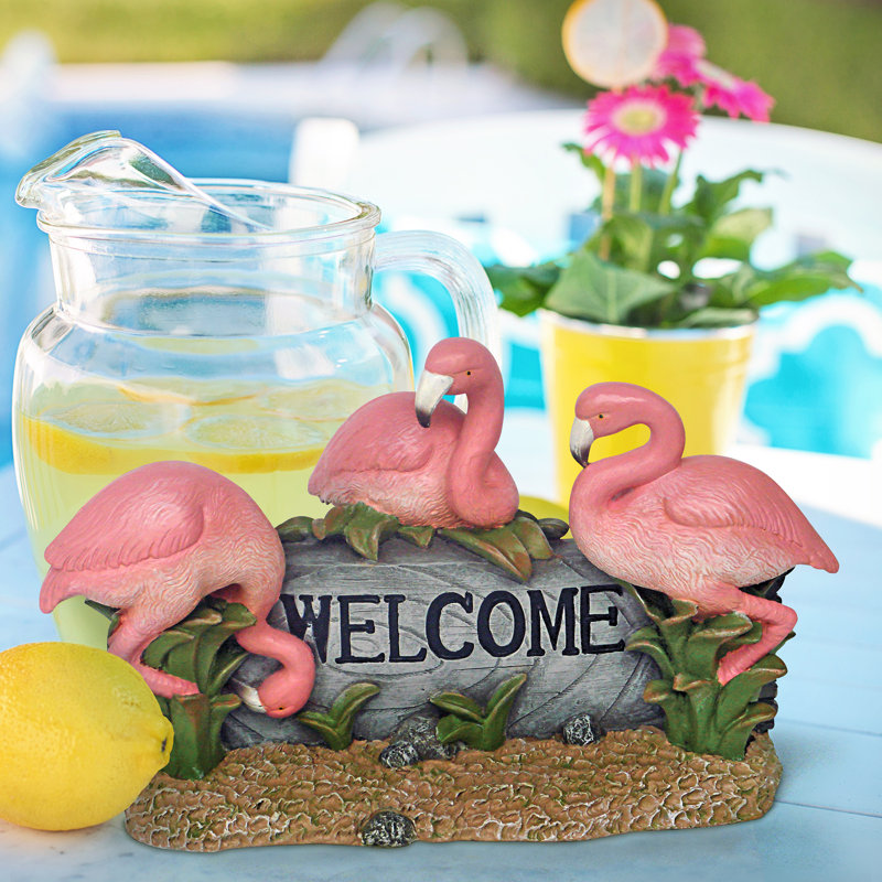 Flamingo Fun Welcome Sign Statue