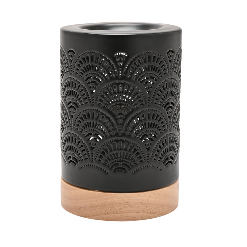 Surjeet Ceramic Table Lamp