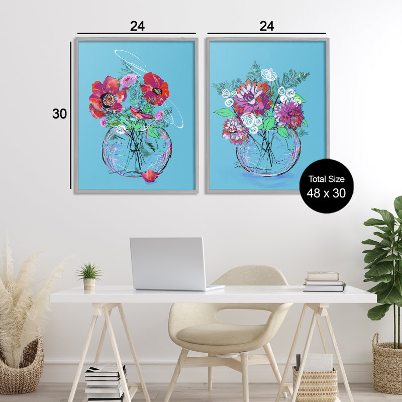Ensemble de 2 giclées encadrées, "Vivid Flower Vases on Blue", par Susan Lugar, H 30 po x l 48 po