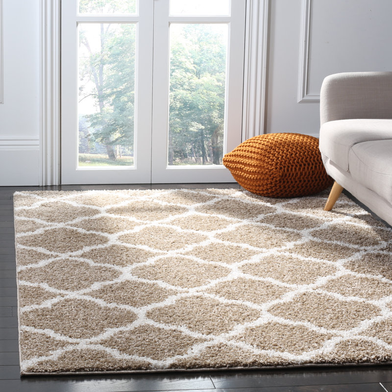 Helsel Shag Performance Geometric Rug, Round 6'7"