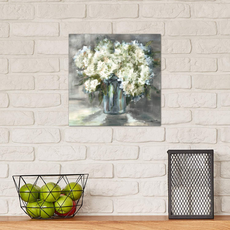 «White and taupe Hydrangeas Sill Life» par Tre Sorelle Studios - reproduction d'art, H 12 po x l 12 po x P 0,75 po