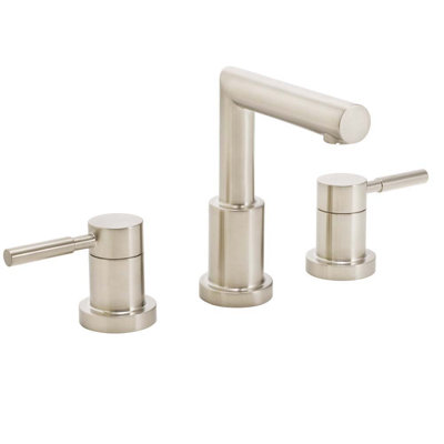 Neo Widespread Bathroom Faucet with Drain Assembly