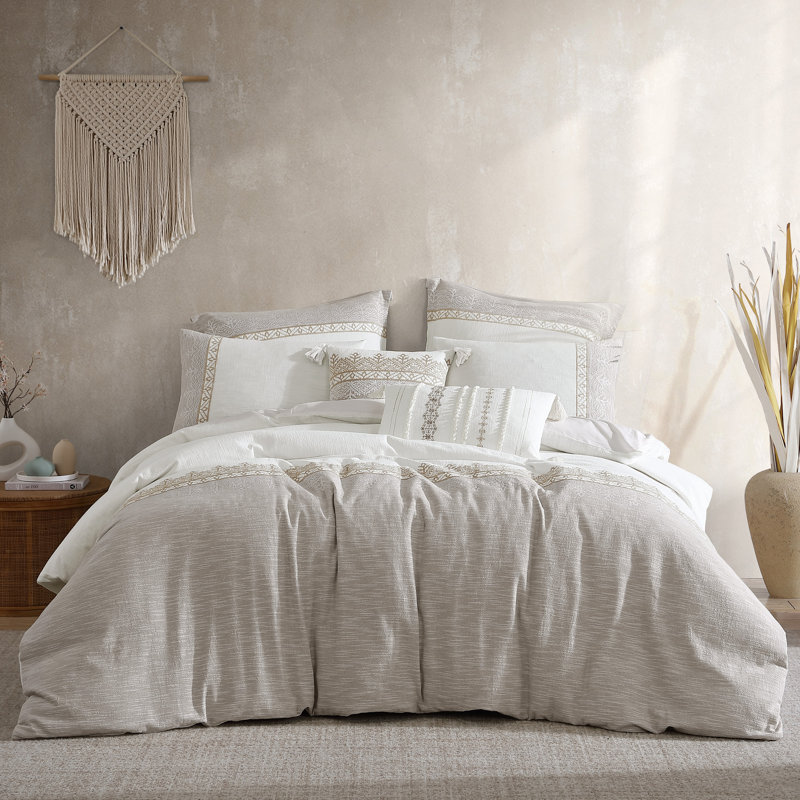 Preston 5 pc Comforter Set, Queen Comforter + 4 Additional Pieces